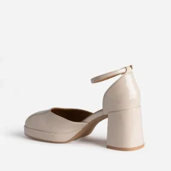 Babies beige verni à bout carré