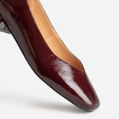 Babies bordeaux verni décolleté cœur