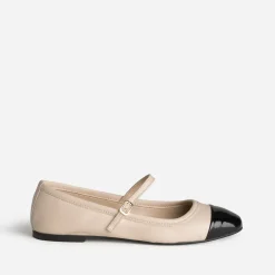 Babies écru cuir bout noir verni