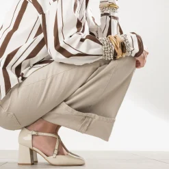 Babies écru vernie brides croisées