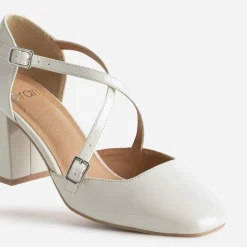 Babies écru vernie brides croisées