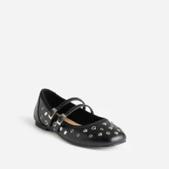 Babies noires décor œillets et clous