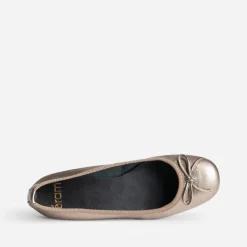 Ballerine dorée foncée en cuir