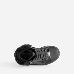 Basket BUGGY noire détails cœurs