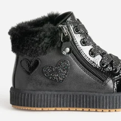 Basket BUGGY noire détails cœurs