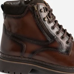 Boots à lacet marron en cuir semelle crantée