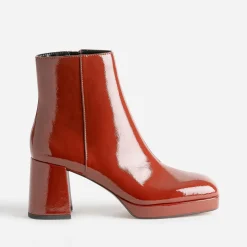 Boots camel verni éco-conçu à plateforme