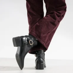 Boots noir avec bride