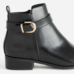 Boots noir avec bride cheville