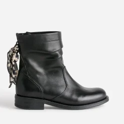 Boots noir cuir décor foulard