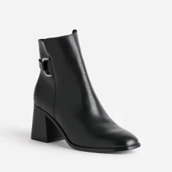 Boots noir en cuir éco-conçu avec anneau en D