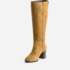 Botte marron clair en cuir velours