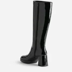 Botte noire éco-conçue vernie à bout carré