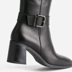 Botte noire en cuir à talon