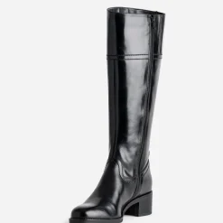 Botte noire en cuir forme cavalière
