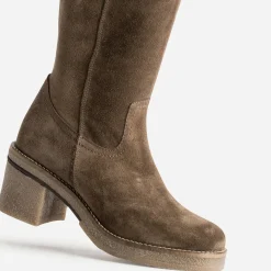Botte taupe cuir velours semelle effet crêpe