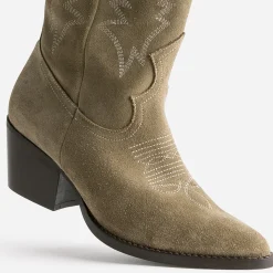 Botte taupe cuir velours éco-conçue esprit santiag
