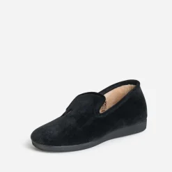 Chausson noir brodé homme