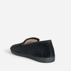 Chausson noir brodé homme