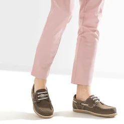 Chaussure-bateau taupe foncé cuir nubuck