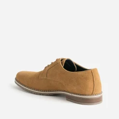 Derby camel en cuir velours embossé