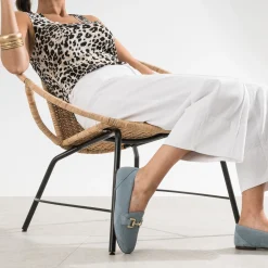 Mocassin baby blue en cuir velours