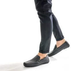 Mocassin noir en cuir