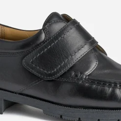 Mocassin noir en cuir à scratch