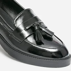 Mocassin noir verni à pampilles