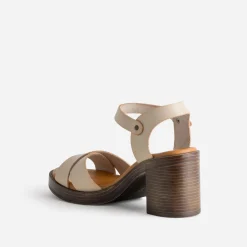 Sandale beige cuir