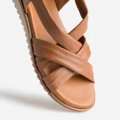 Sandale cognac en cuir souple éco-conçu