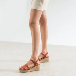 Sandale compensée orange foncé cuir