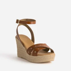 Sandale compensée TEXTO cognac cuir clouté