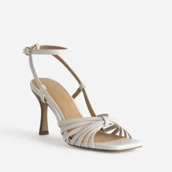 Sandale écru multi brides talon fin