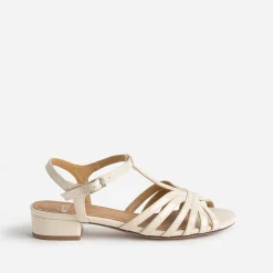 Sandale écrue vernie bride en T