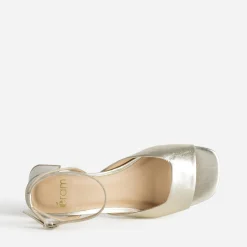 Sandale dorée cuir décolleté carré