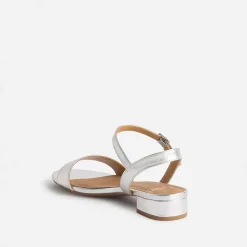 Sandale gris argent à petit talon