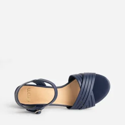 Sandale marine à brides tressées