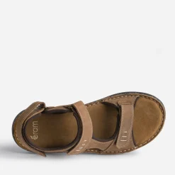 Sandale marron en cuir éco-conçu