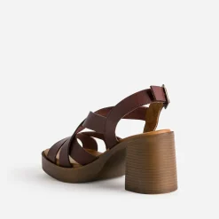 Sandale prune en cuir éco-conçu