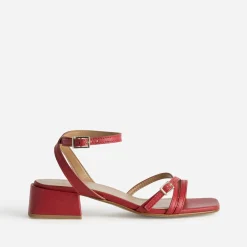 Sandale rouge cuir à talon graphique