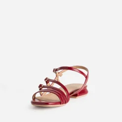 Sandale rouge vernie