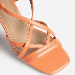 Sandales à talon orange