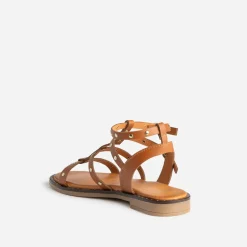 Sandale-spartiate camel cuir clouté