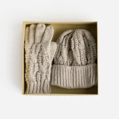 Set bonnet et gants beiges en tricot