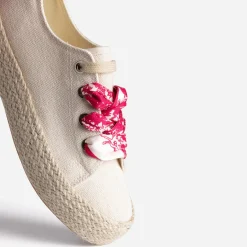 Tennis beige pailletée à lacet foulard