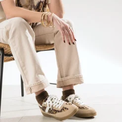 Tennis TEXTO beige et motif léopard